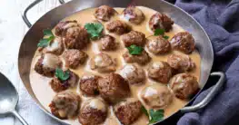 Köttbullar